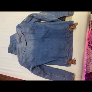 Jeans and fur jacket